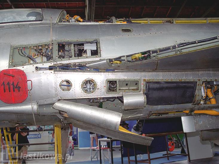 MiG-21 F-13 ,1965 r. nr seryjny 56 03 04 ,nr taktyczny 0304 - 21.jpg